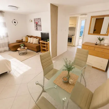 Holiday home House Slatine *