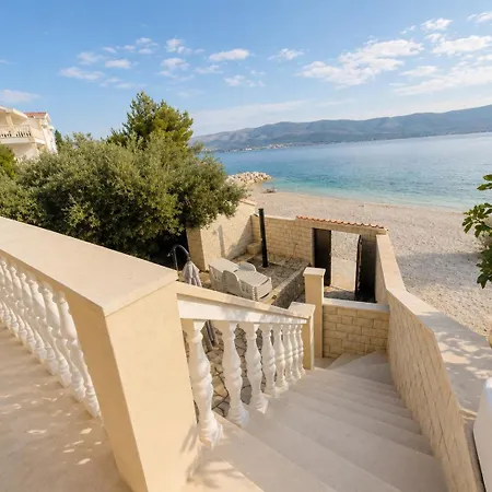 Holiday home House Slatine