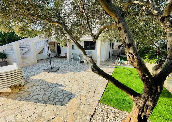 House Slatine 度假居